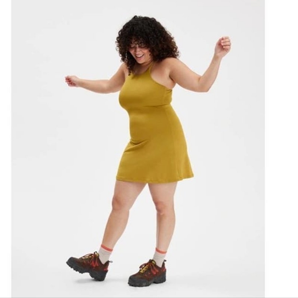 Girlfriend Collective Noamie Workout Dress In Saturn Size Small NWT